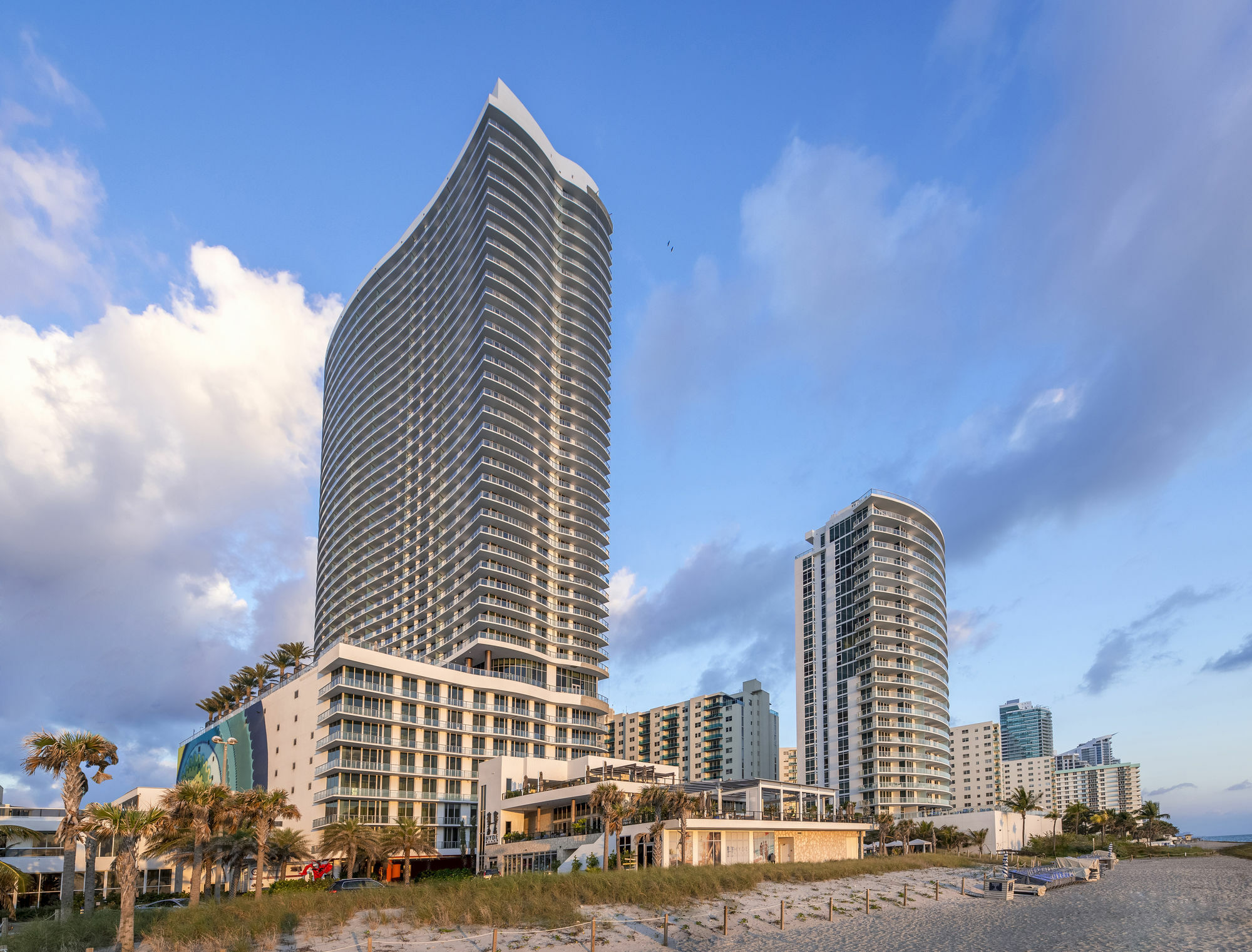 Lyfe Resort & Residences Hollywood Luaran gambar